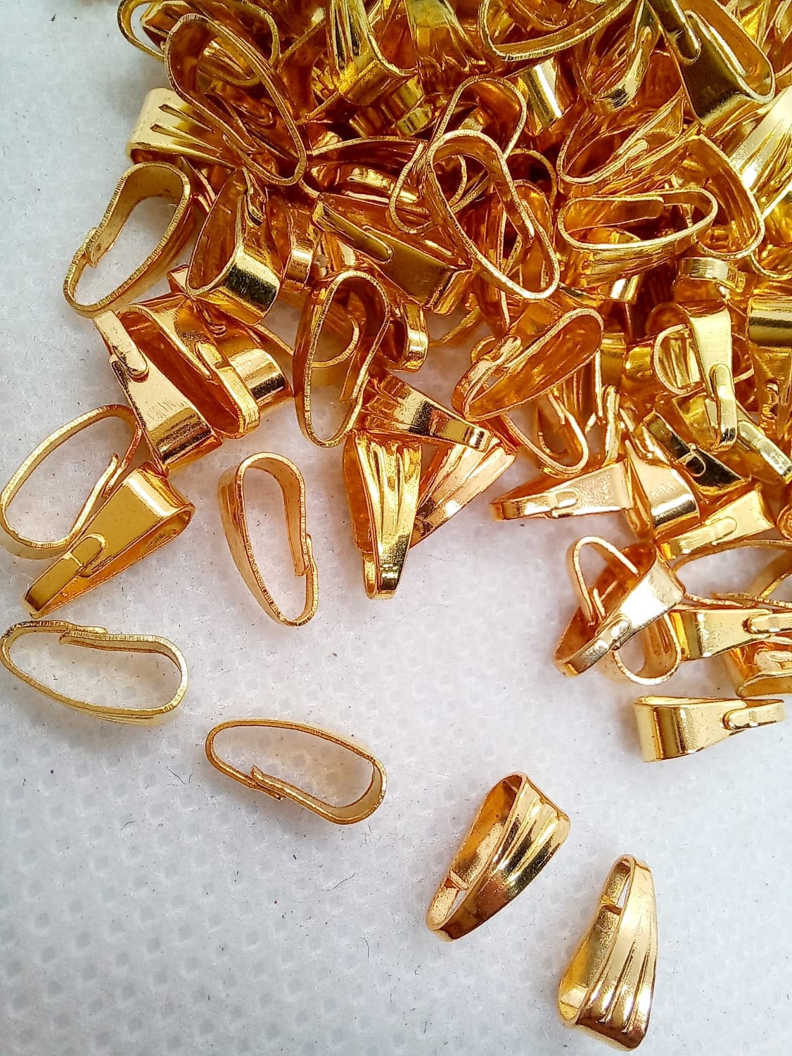 Pendant Hooks (10pcs) – Golden & Silver